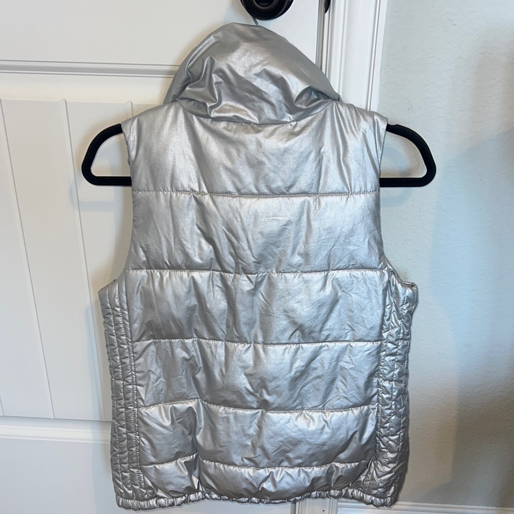 Old Navy Silver Puffer Vest - Womens XS - Picture 6 of 7